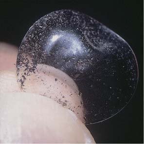 Contact Lens Solution vs. Saline Solution for Eyes (Plus 3 Eye Doctor Recommendations) 1 Saline Solution for Eyes