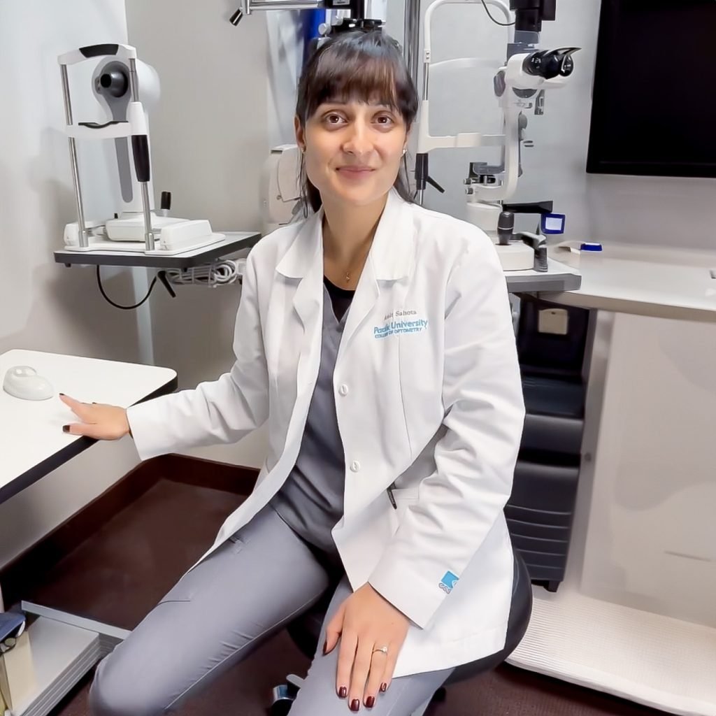 Burnaby Optometrist Guide: How to Choose the Right Eye Doctor for Your Vision, Eye Health & Long-Term Care 4 Meet the Team, metrotown eye doctor, blurry vision during pregnancy