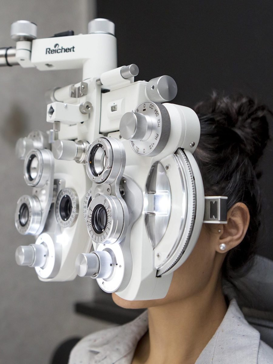 Metrotown Eye Doctor | Expert Eye Care at Real Eyes 0ptometry 9 phoroptor, metrotown eye doctor