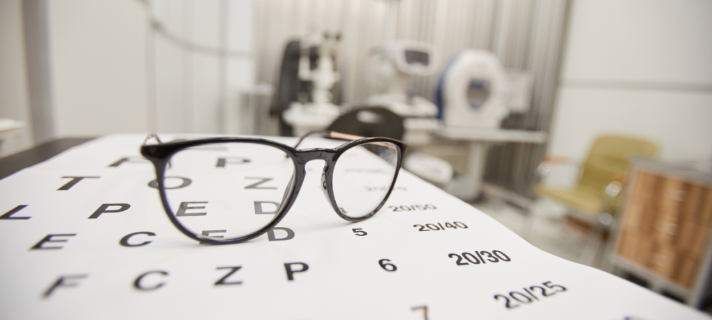 Burnaby Optometrist Guide: How to Choose the Right Eye Doctor for Your Vision, Eye Health & Long-Term Care 2 Burnaby Optometrist